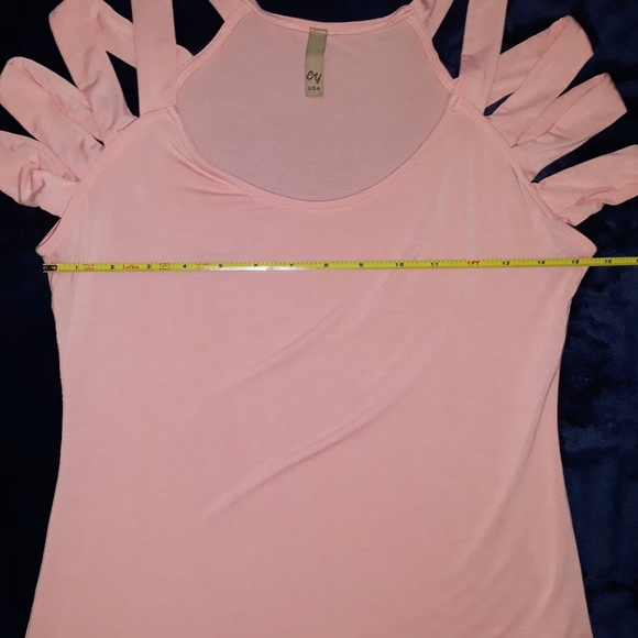 CY USA | Caged Sleeve Top - Picture 4 of 5
